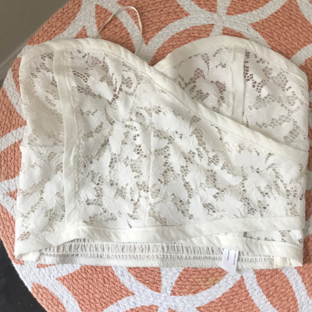 Undershirt/wired bra corset